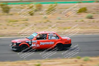 media/May-04-2025-Lucky Dog Racing (Sun) [[21629467aa]]/Turn 5 (930-10am)/